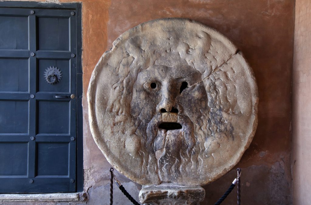 Visiting Rome: Bocca della Verita, The Mouth of Truth 