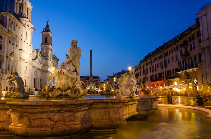 Piazza Navona and the squares of the historic center - Walking route